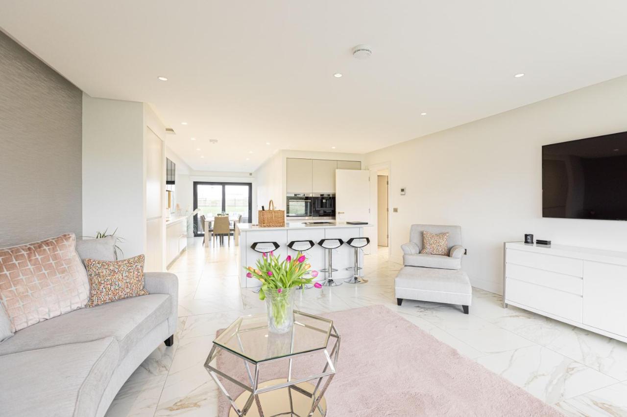 Curran Gate Luxury Serviced Apartments, Portrush Exterior photo